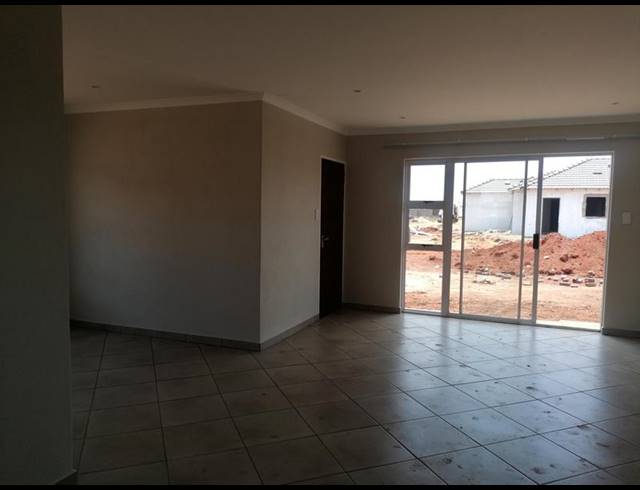 2 BEDROOM HOUSE FOR SALE IN DERSLEY